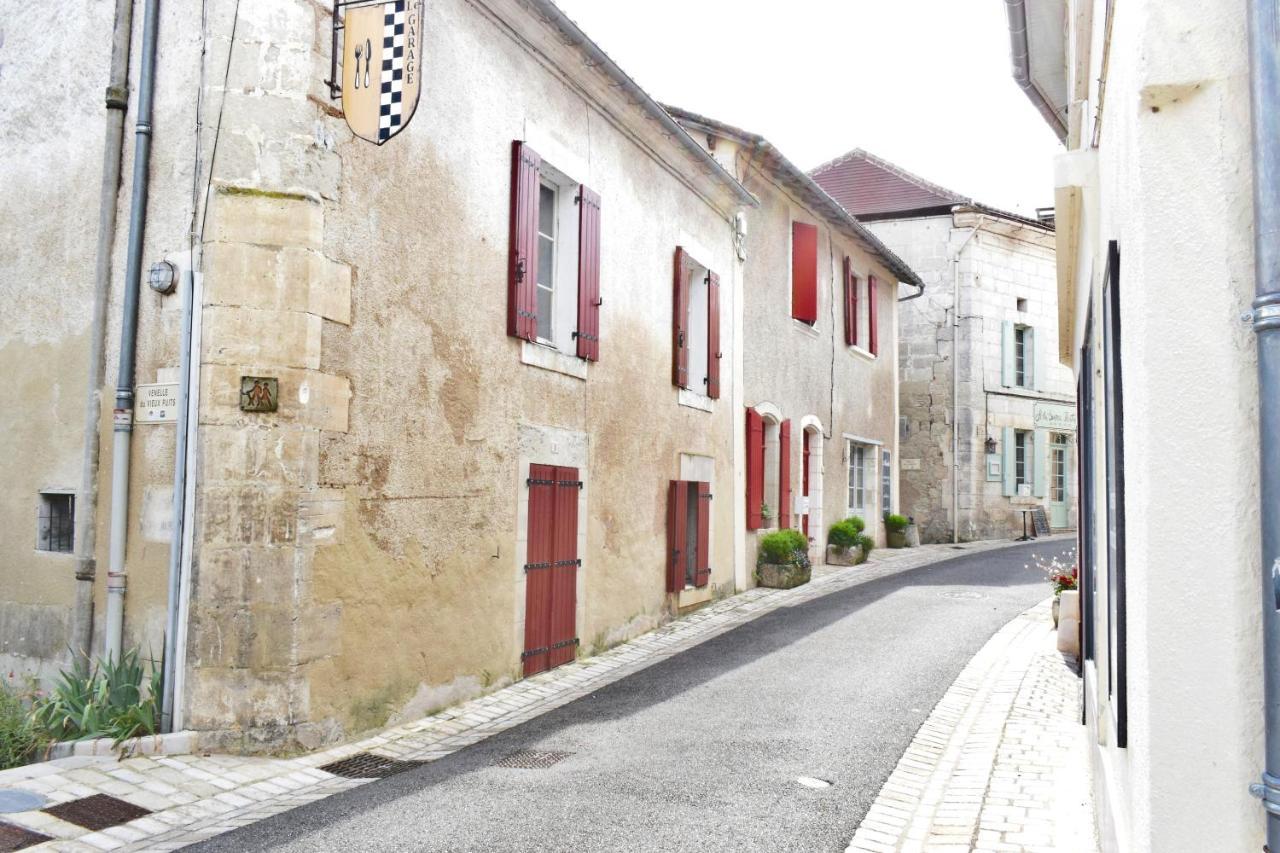 La Maison Du Tourniquet Aubeterre-sur-Dronne Exterior foto